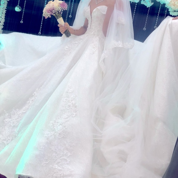 Wedding dress ballgown custom